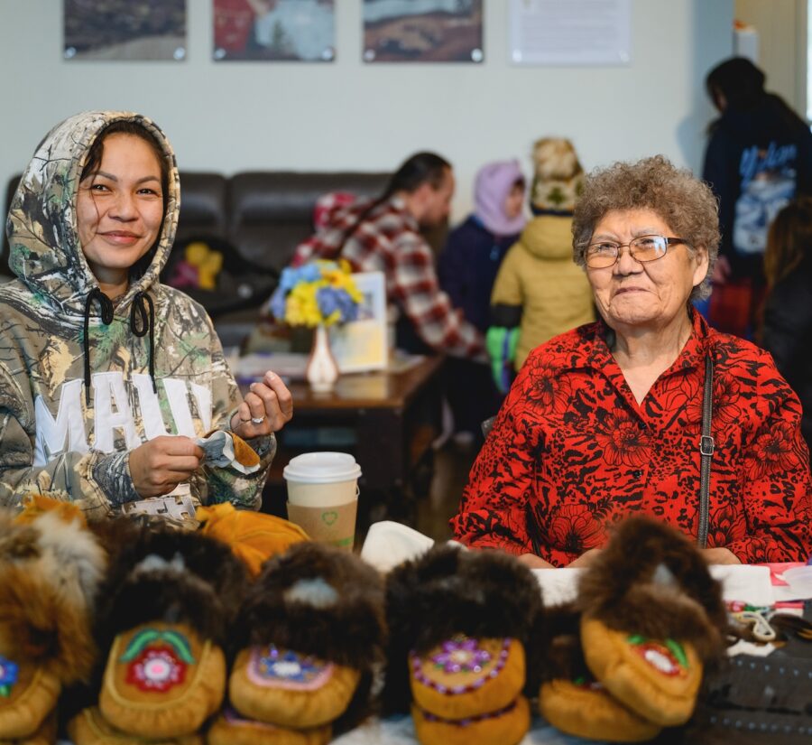 YUKON LITERACY COALITION: Yukon, A Welcoming Place in Dakwäkäda/Haines Junction 
Photo by Alistair Maitland Photography